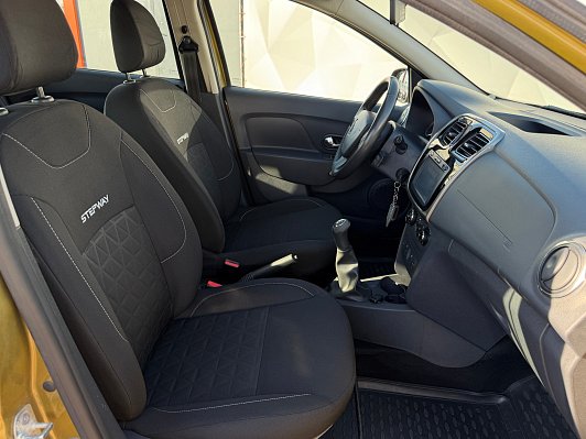 Renault Sandero Privilege, 2016 года, пробег 141700 км