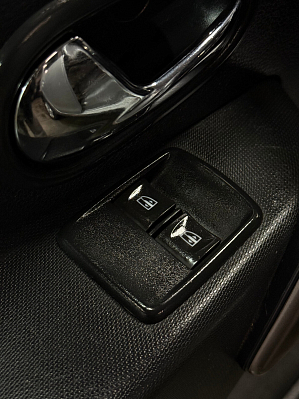 Renault Sandero, 2015 года, пробег 127000 км