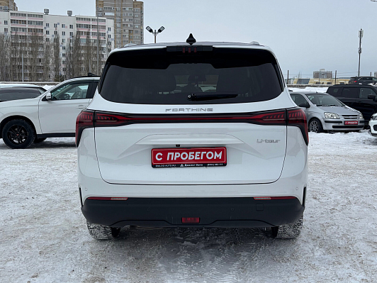 Forthing Yacht Premium, 2023 года, пробег 21400 км