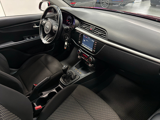 Kia Rio, 2019 года, пробег 91000 км