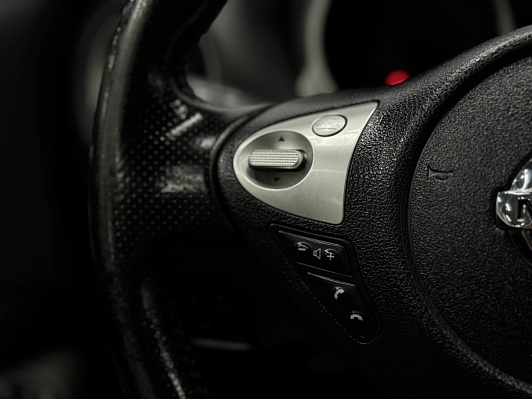 Nissan Juke SE+, 2012 года, пробег 139801 км