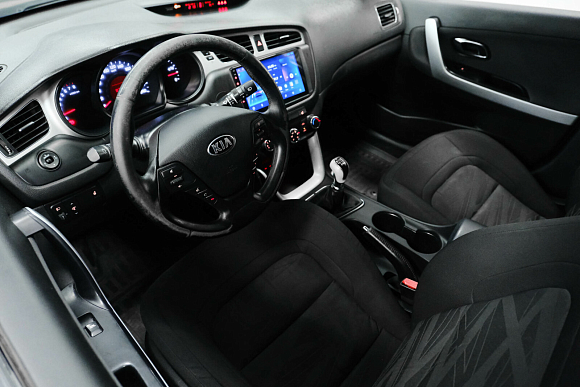 Kia Ceed Classic, 2014 года, пробег 224000 км