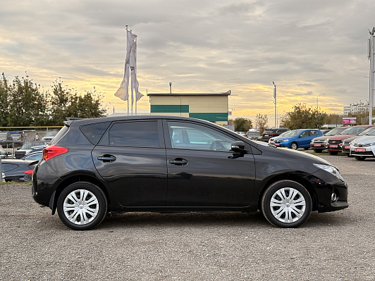 Toyota Auris, 2014 года, пробег 117732 км