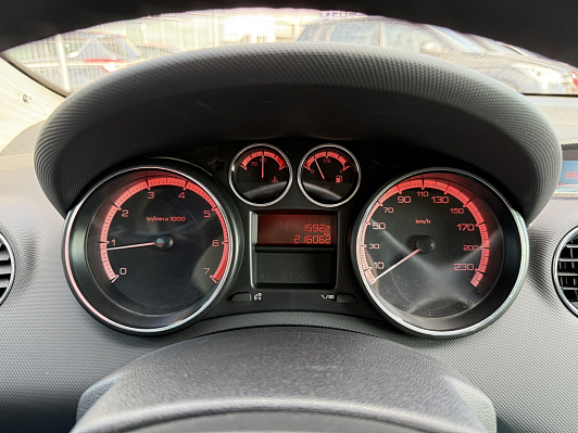 Peugeot 408, 2013 года, пробег 216000 км