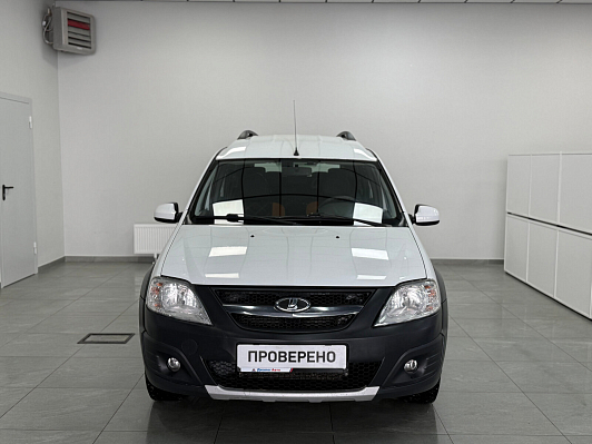 Lada (ВАЗ) Largus Luxe (7 мест), 2018 года, пробег 211000 км