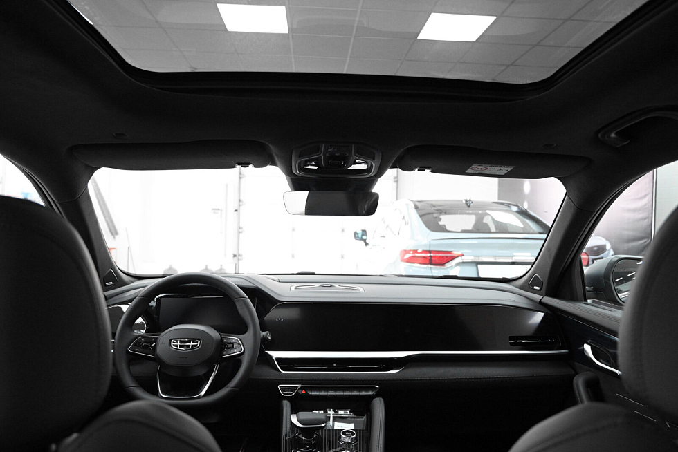 Geely Monjaro Люкс (2023-2025), серый