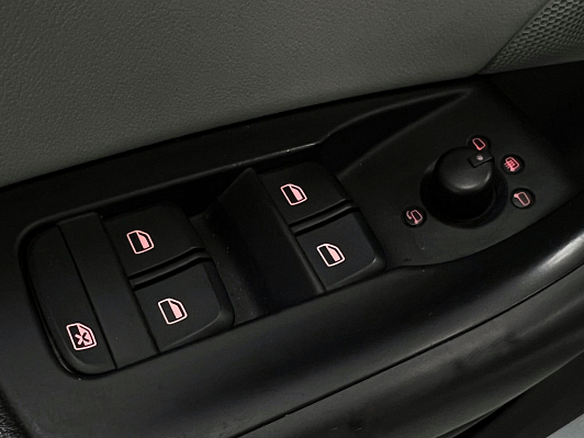 Audi Q3, 2011 года, пробег 203745 км