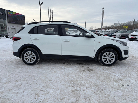 Kia Rio Luxe, 2018 года, пробег 134617 км