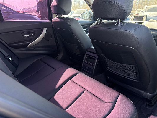 BMW 3 серии 320i SE, 2014 года, пробег 170000 км