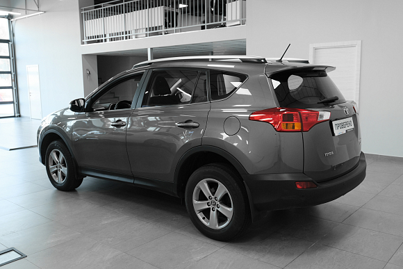 Toyota RAV4, 2014 года, пробег 50890 км
