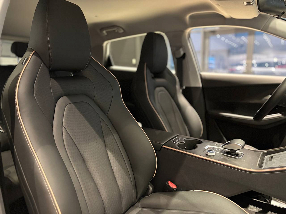 Omoda C5 Стиль, серый