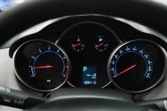 Chevrolet Cruze LS, 2011 года, пробег 188000 км