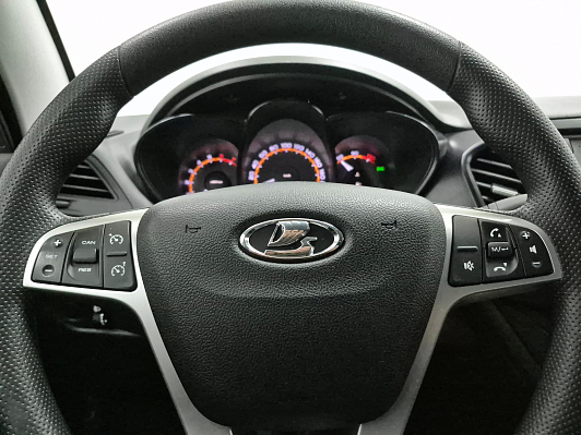 Lada (ВАЗ) Vesta Comfort, 2019 года, пробег 136637 км