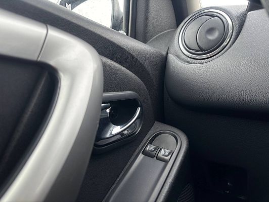 Nissan Terrano Elegance, 2019 года, пробег 110169 км