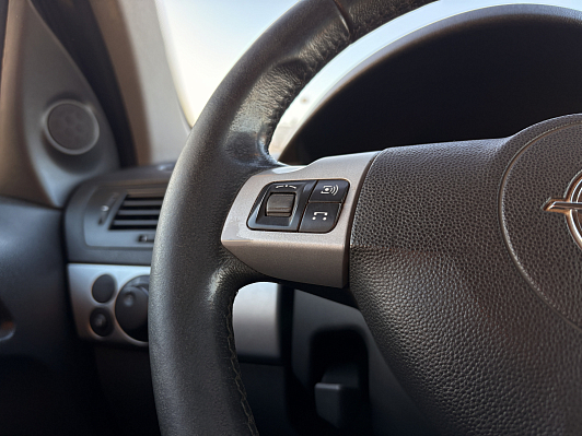 Opel Astra Enjoy, 2011 года, пробег 199780 км