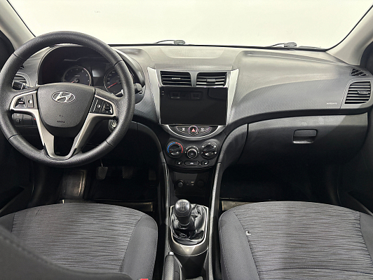 Hyundai Solaris Comfort, 2015 года, пробег 219082 км