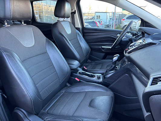 Ford Kuga Titanium, 2014 года, пробег 129431 км