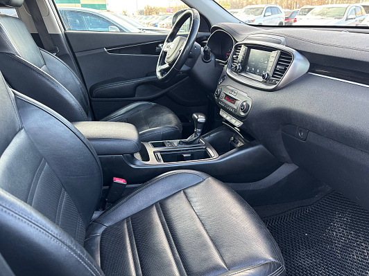 Kia Sorento Luxe, 2018 года, пробег 99342 км