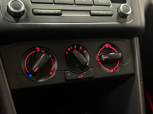 Volkswagen Polo Trendline, 2012 года, пробег 203000 км