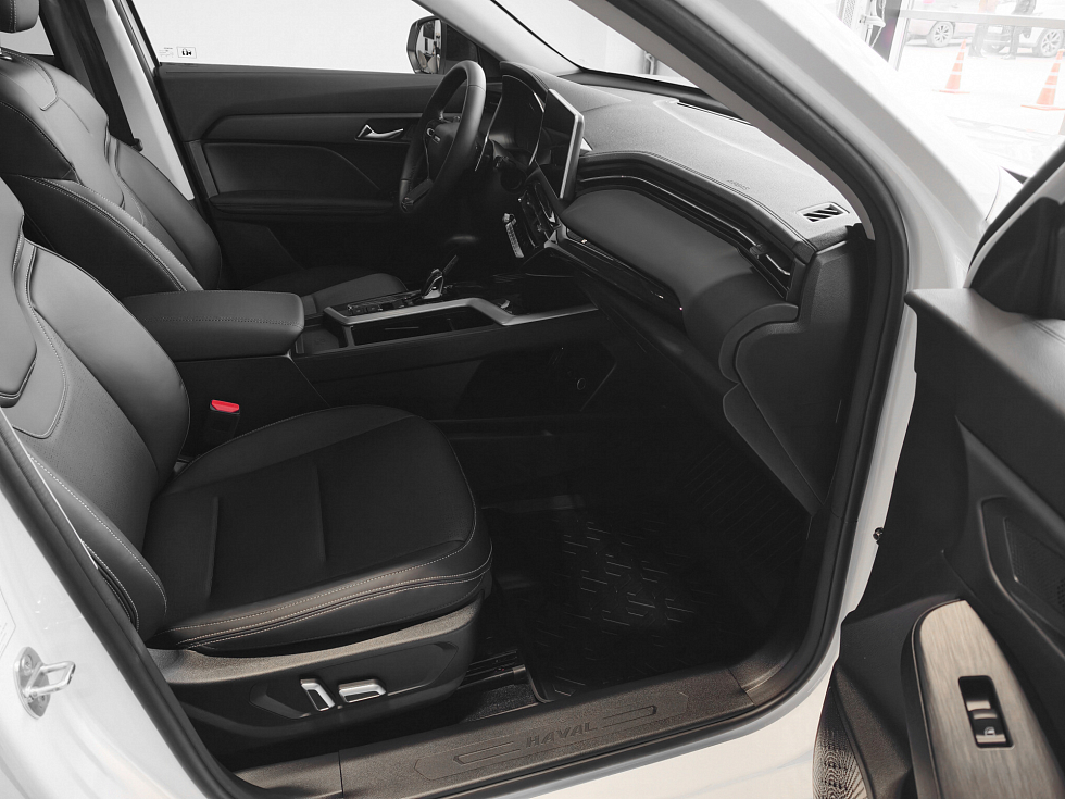 Haval Jolion Премиум, белый
