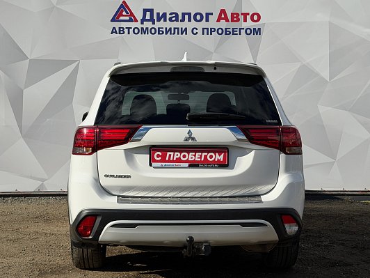 Mitsubishi Outlander Intense+, 2021 года, пробег 163500 км