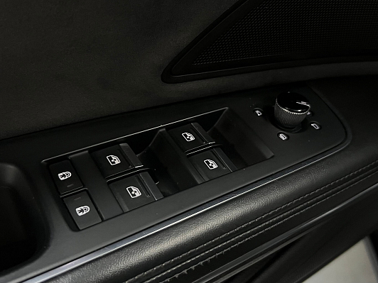 Audi A8 Business 55 TFSI quattro tiptronic, 2018 года, пробег 240952 км