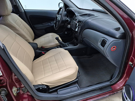 Nissan Almera, 2004 года, пробег 180000 км