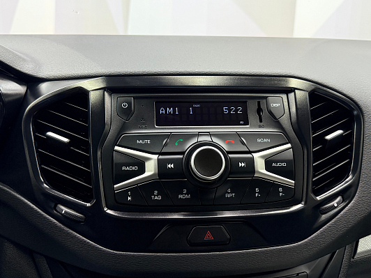 Lada (ВАЗ) Vesta Comfort, 2019 года, пробег 137000 км