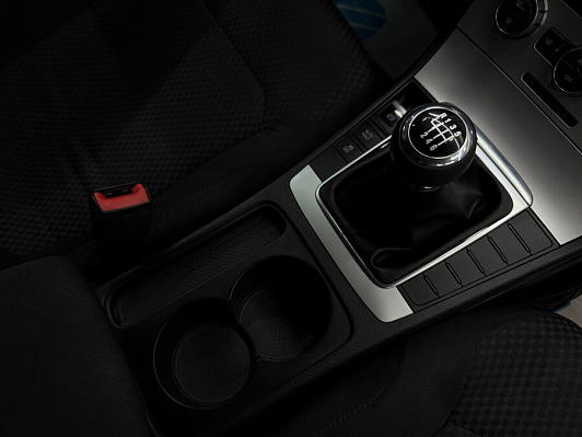 Volkswagen Passat Trendline, 2012 года, пробег 224259 км