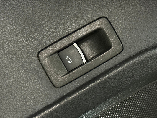 Volkswagen Touareg R-line, 2014 года, пробег 160000 км