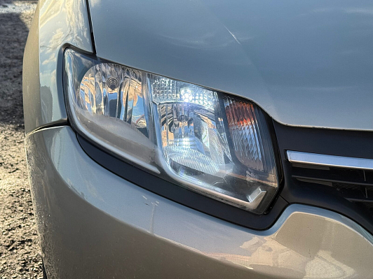 Renault Sandero Confort, 2017 года, пробег 167152 км