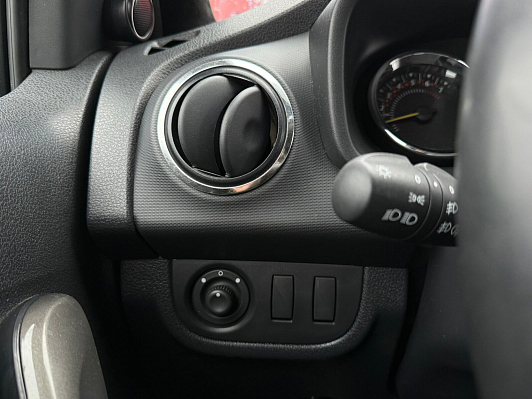 Renault Sandero Stepway Drive, 2018 года, пробег 80863 км