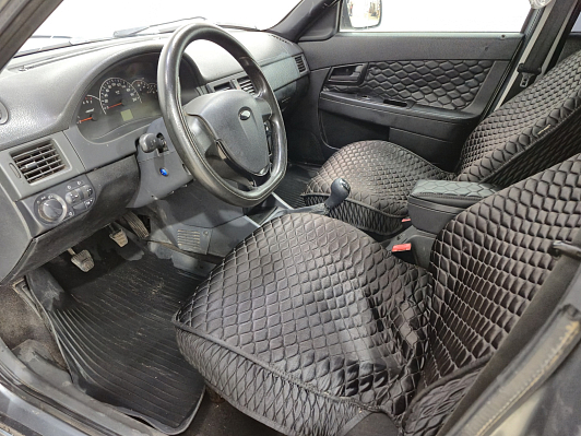 Lada (ВАЗ) Priora, 2011 года, пробег 108709 км