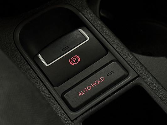 Volkswagen Tiguan Avenue, 2013 года, пробег 185462 км