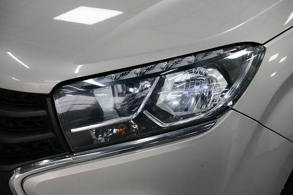 Lada (ВАЗ) XRAY Comfort, 2017 года, пробег 105000 км