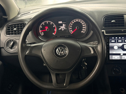 Volkswagen Polo Trendline, 2016 года, пробег 176000 км