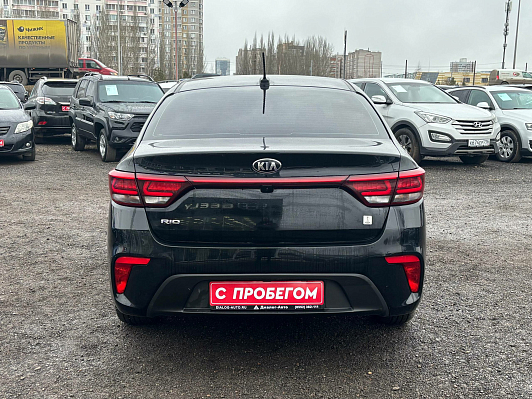 Kia Rio Luxe 2018 FWC, 2019 года, пробег 59111 км