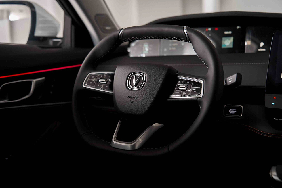 Changan UNI-K Техно, белый