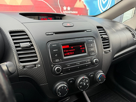Kia Cerato Luxe, 2015 года, пробег 214458 км