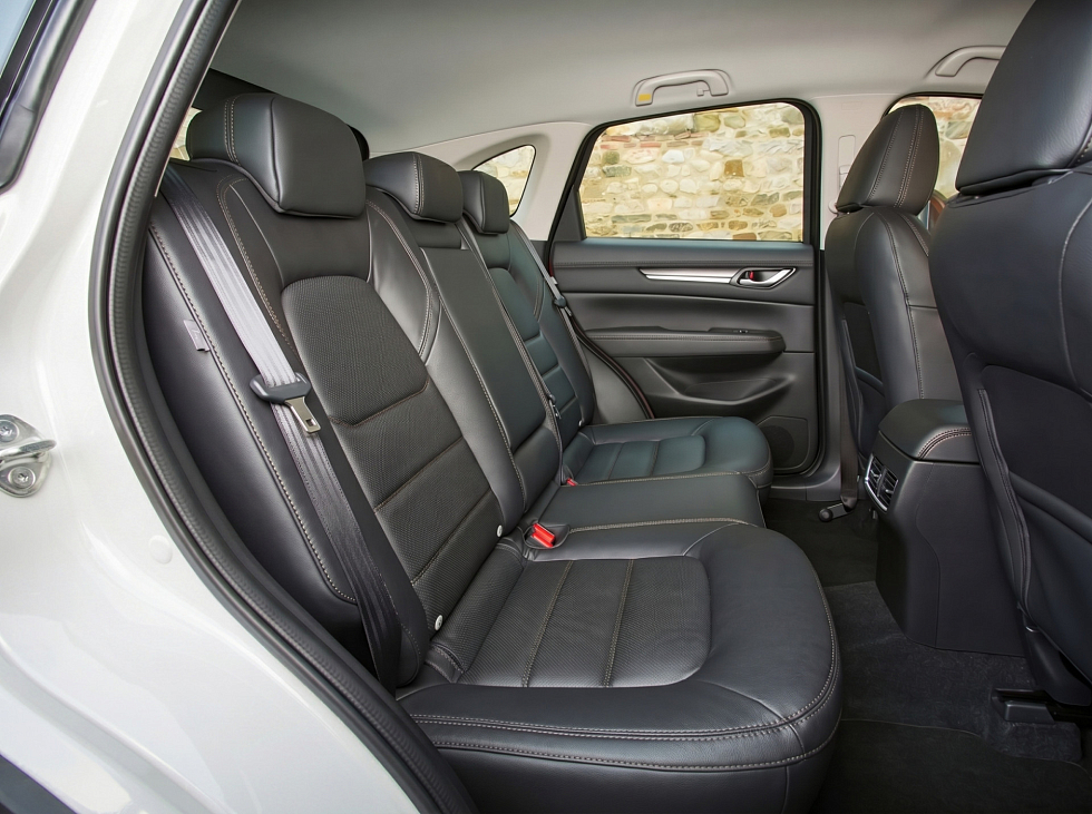 Mazda CX-5 Active, белый