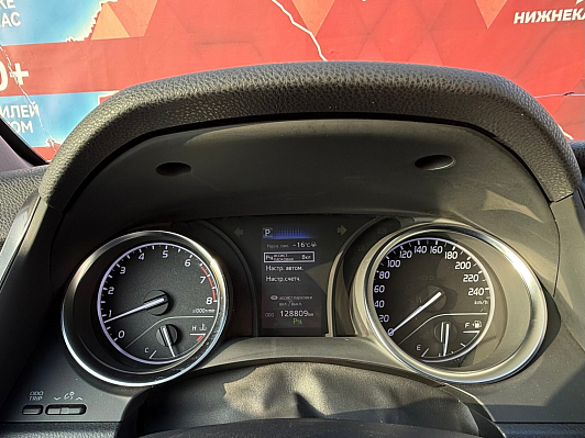 Toyota Camry Элеганс Safety, 2019 года, пробег 148500 км