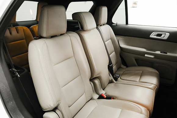 Ford Explorer, 2013 года, пробег 262000 км