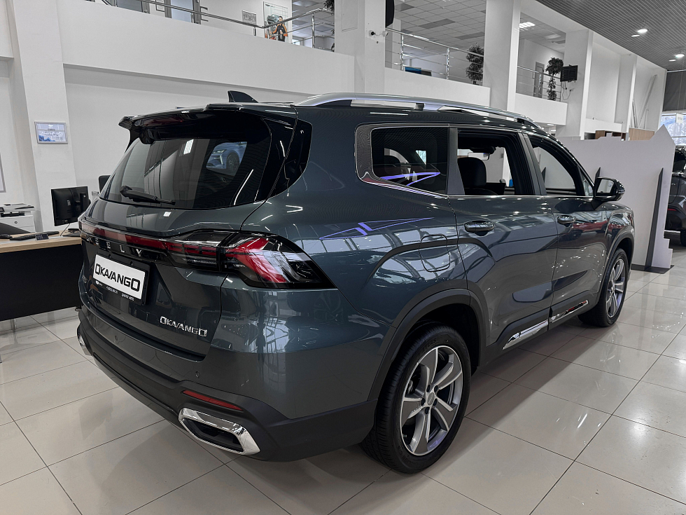 Geely Okavango Флагман, серый