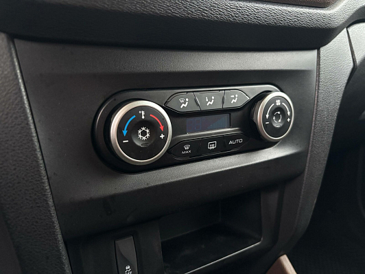 Lada (ВАЗ) XRAY Exclusive (2018), 2020 года, пробег 70851 км