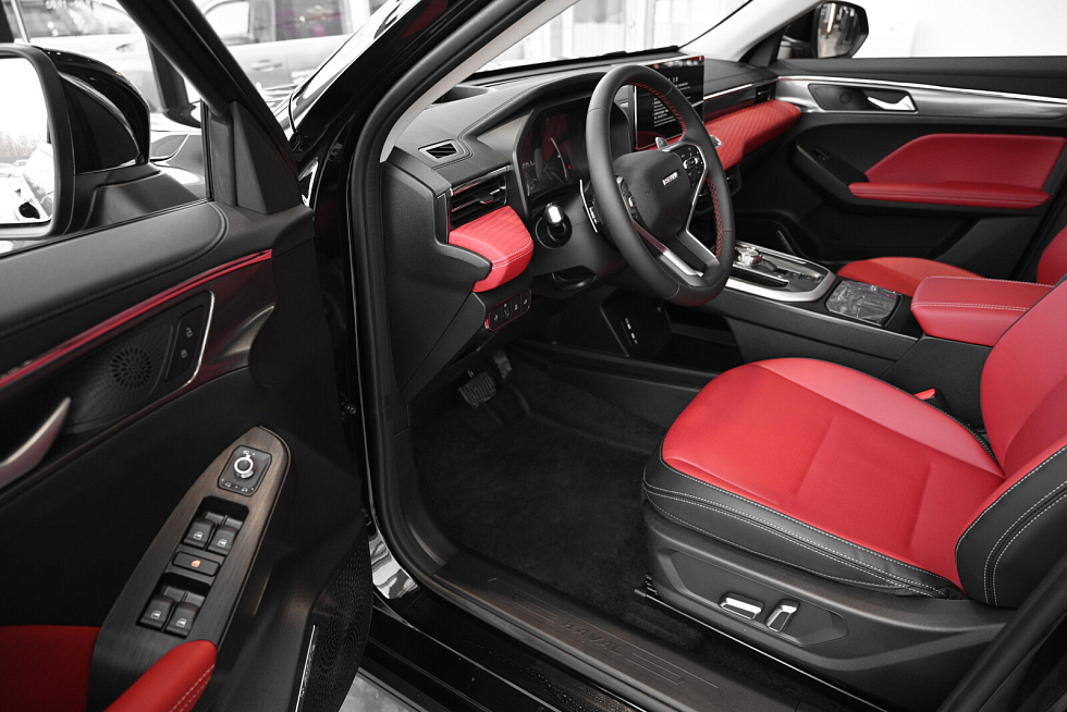Haval Jolion Комфорт, черный