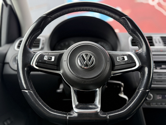 Volkswagen Polo SELECT, 2019 года, пробег 42063 км