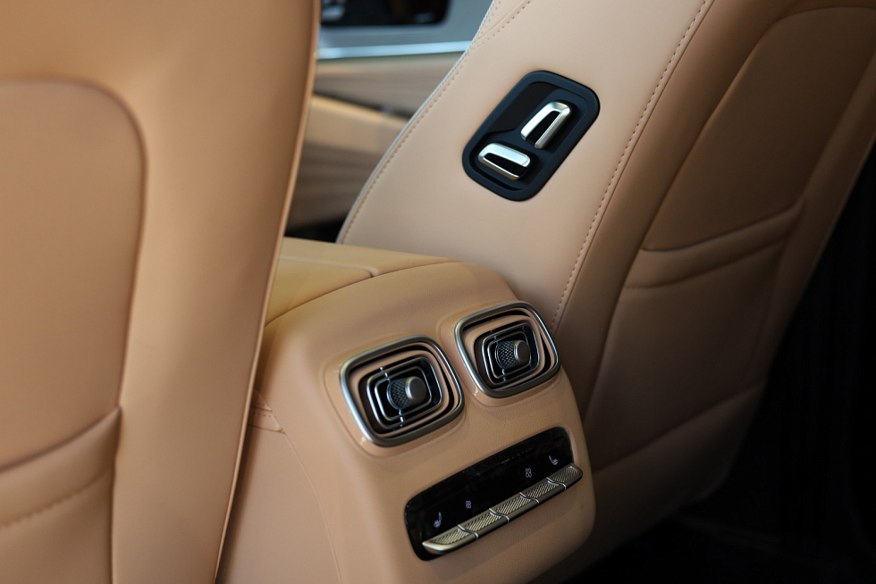 Jaecoo J8 Active, серый