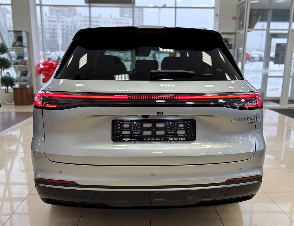 Geely EX5 EM-i Max, серебряный