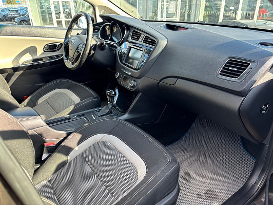 Kia Ceed Prestige, 2013 года, пробег 164000 км