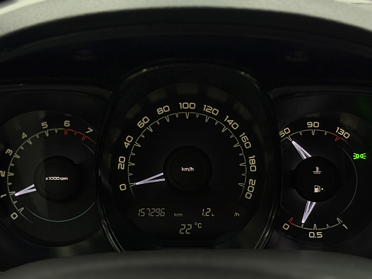 Lada (ВАЗ) Vesta 50 Anniversary, 2016 года, пробег 157227 км